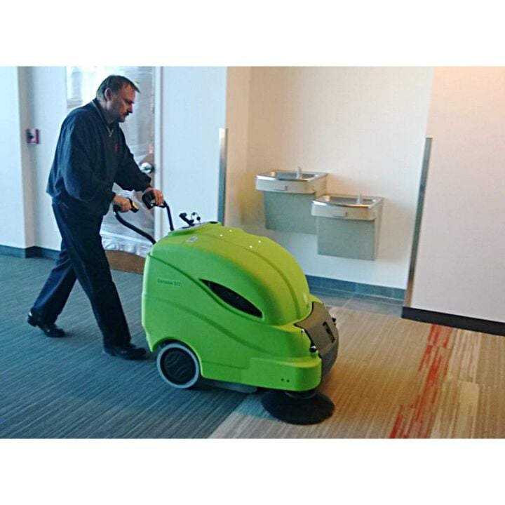IPC Eagle 512 Walk Behind Vacuum Sweeper 28 in 13 Gallon Battery Powered, large image number 3