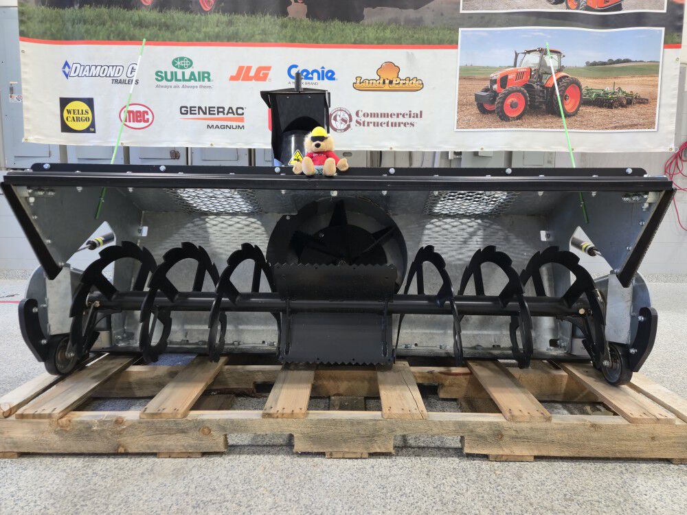MUSKOX 84 Inch 17-50 GPM Hydraulic Snow Blower, large image number 4
