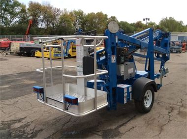 Genie 34 Ft. Trailer Mounted Articulating Boom Lift, large image number 3