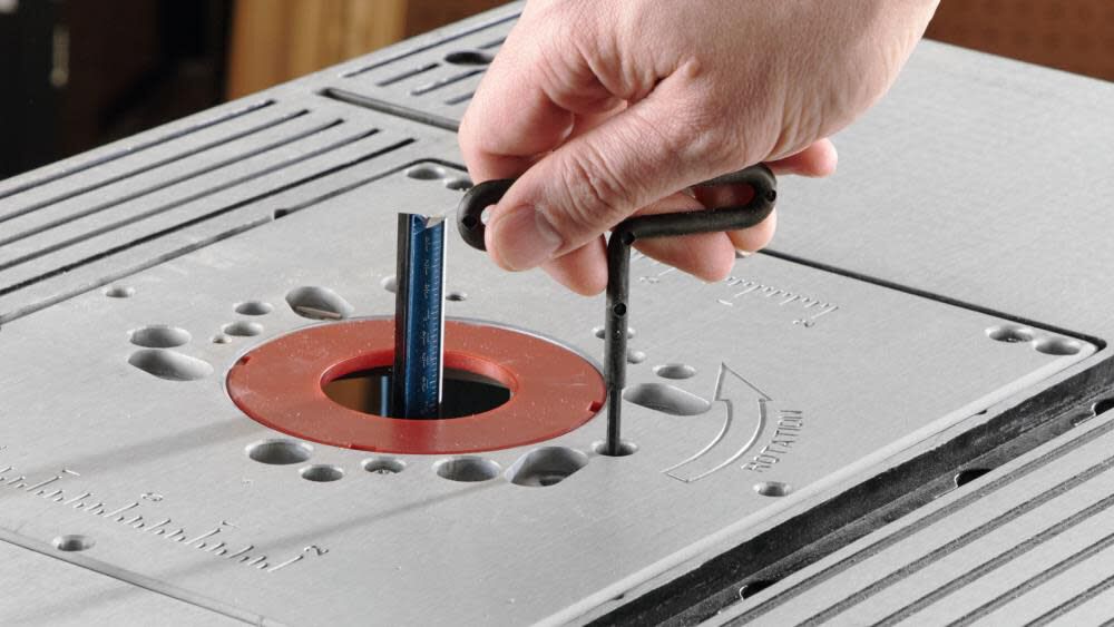 Bosch plunge and new arrivals fixed base router