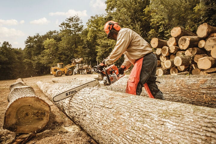 Stihl MS 661 C-M 33RS 2253 36 Inch Bar Gas Powered Rear Handle Chainsaw, large image number 6