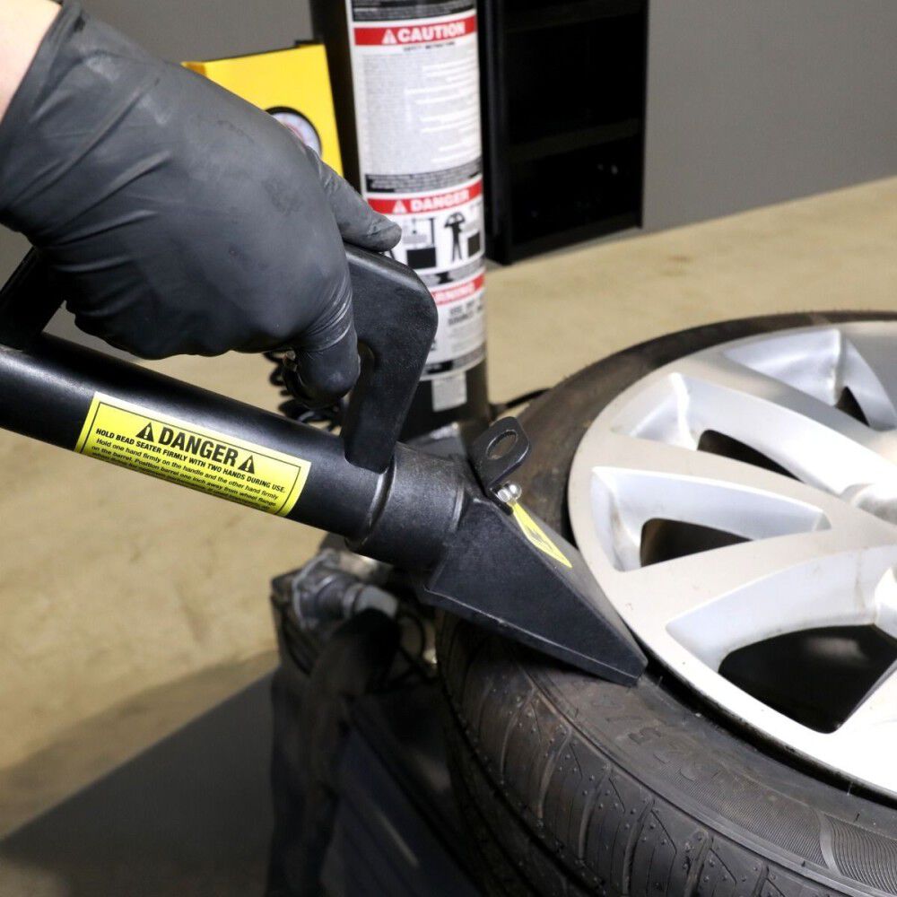 Ranger R980DP-L 110VAC Swing Arm Tire Changer with Dual-Tower Assist, large image number 4