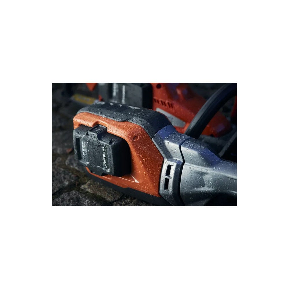 Husqvarna 530iP4 40V Pole Saw 10 Inch Bar & Chain Battery Powered (Bare Tool), large image number 2