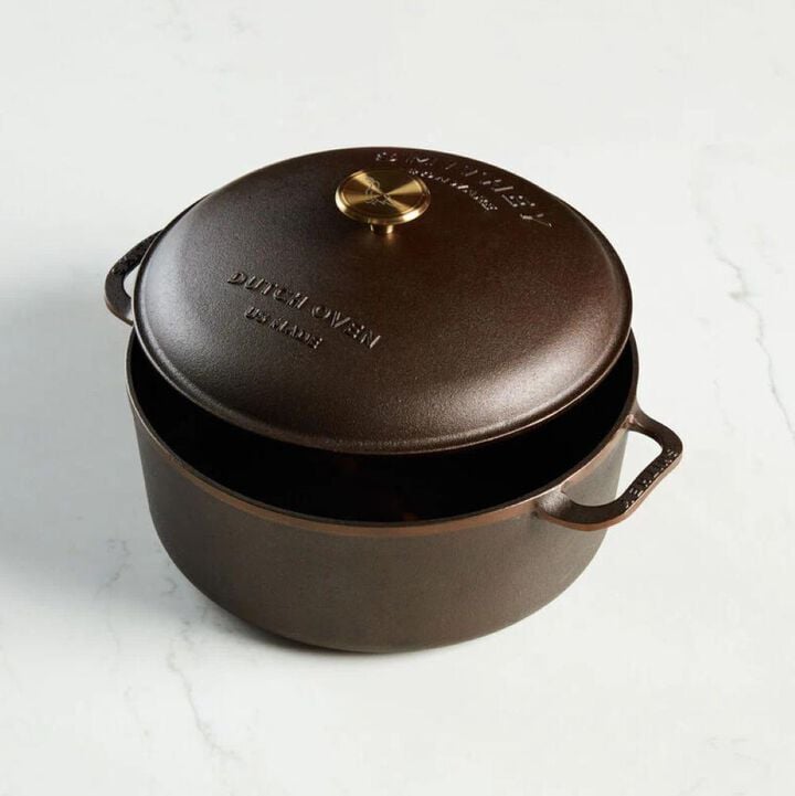 Smithey Ironware Cast Iron Dutch Oven 7.25 Quart, large image number 4