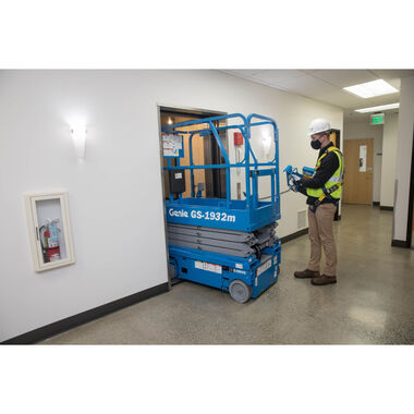 Genie 19 ft E-Drive Electric Slab Lift Micro, large image number 3