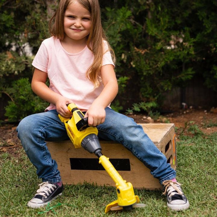 Stanley Jr Kids Battery-Powered Weed Trimmer Toy, large image number 2