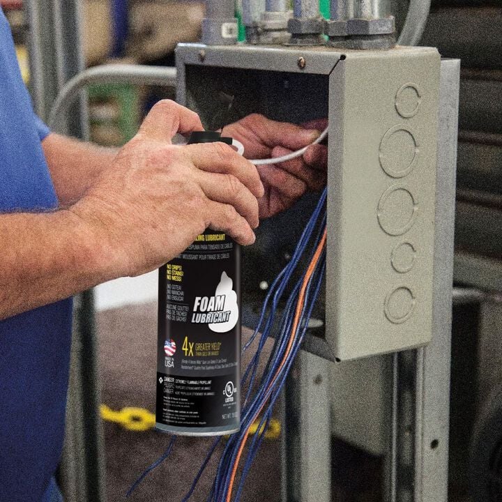 Klein Tools Wire Pulling Foam Lubricant, large image number 1