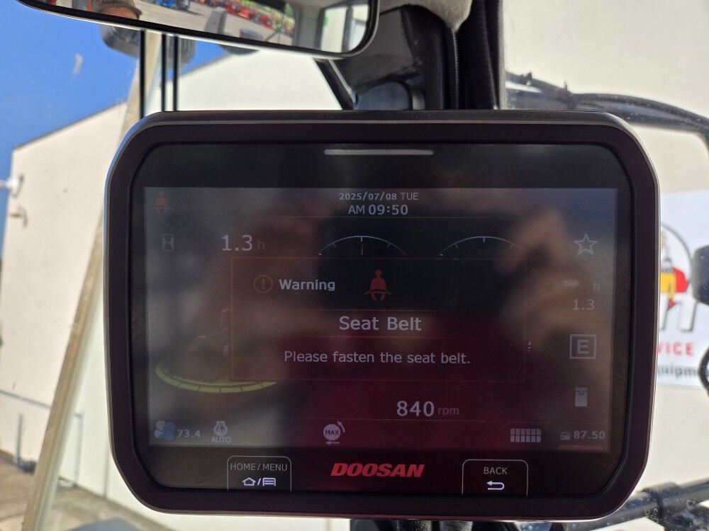 Doosan DL200-7 Diesel Powered Articulated Wheel Loader Used 2022, large image number 13