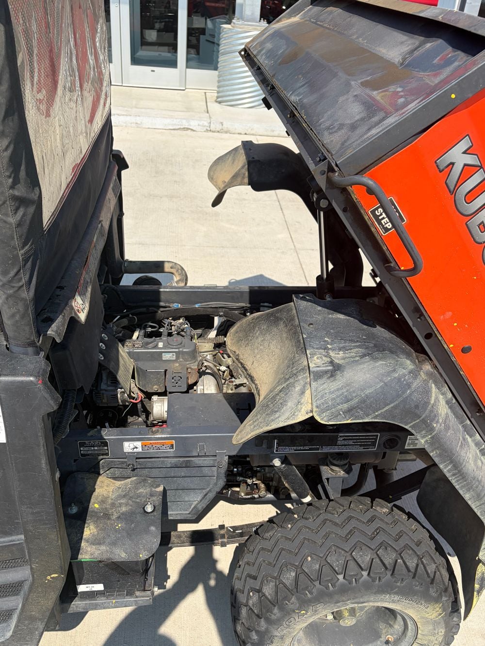Kubota RTV900XT 21.6 HP Diesel Utility Vehicle 2012, large image number 6