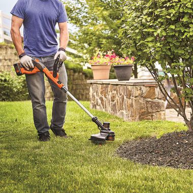 Black and Decker 40V MAX Cordless String Trimmer & Sweeper Combo Kit (LCC340C), large image number 5
