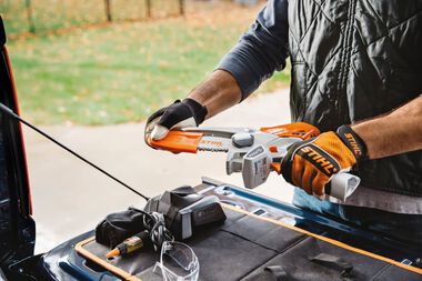 STIHL Tool Review: GTA 26 and HSA 35 Landscaping Hand Tools