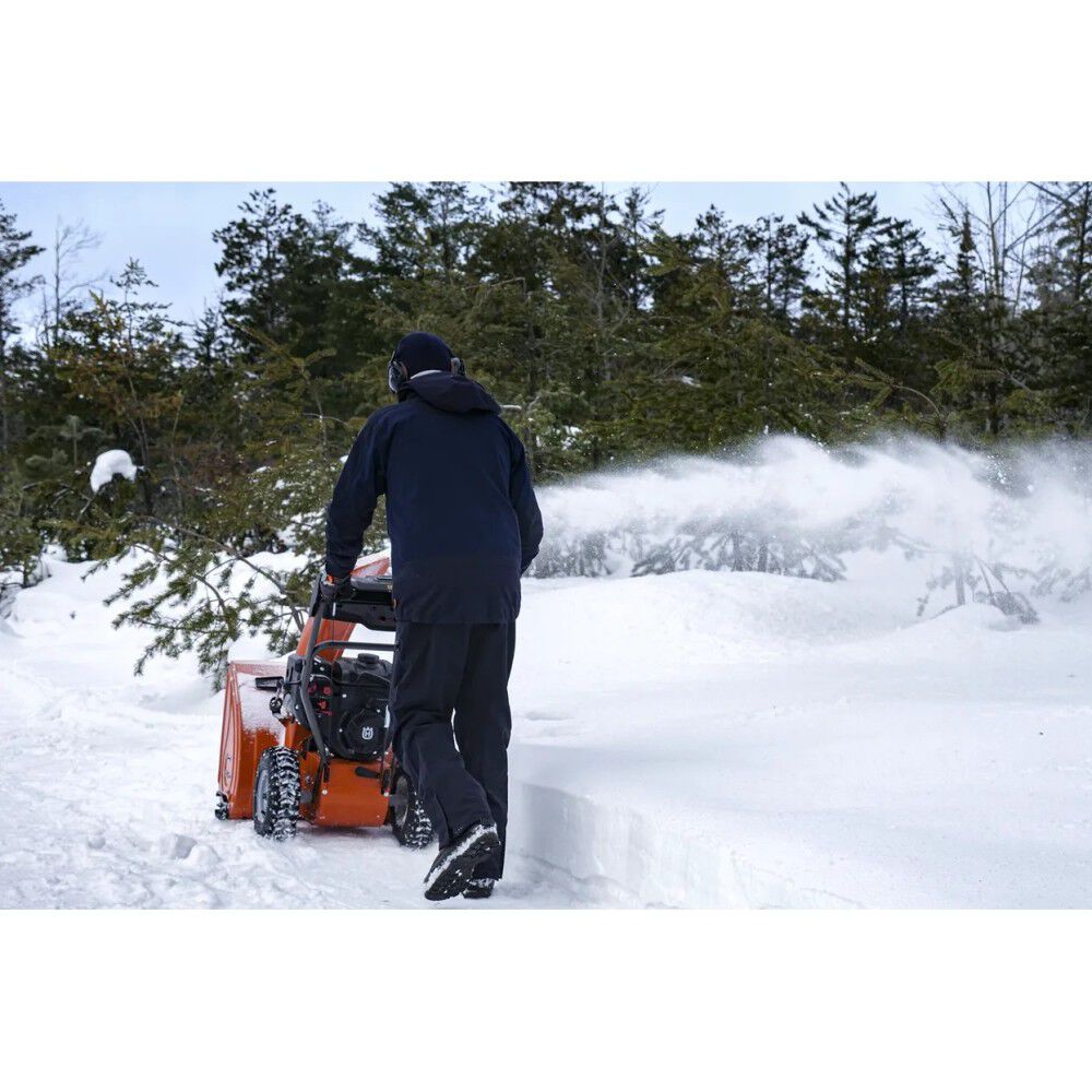 Husqvarna ST 124 Light Duty Residential Snow Blower 970 71 0001 Acme