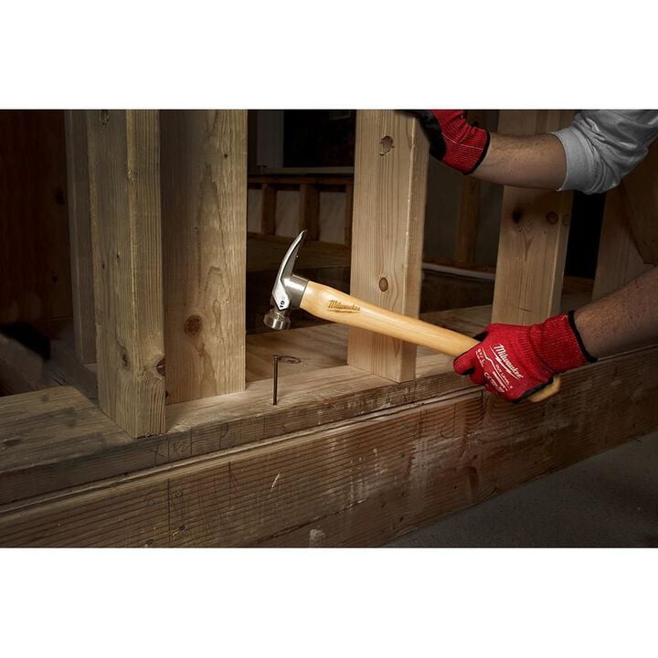 Milwaukee 19oz Smooth Face Hickory Wood Framing Hammer, large image number 4