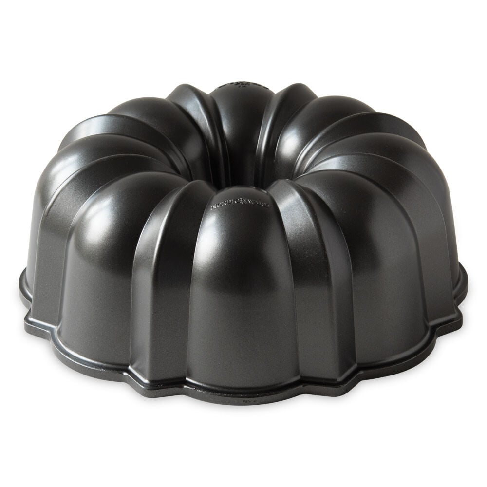Nordic Ware 10-1/2 Inch Round Cast Aluminum Original ProCast Bundt Pan Graphite – 50124