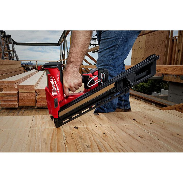 Milwaukee M18 FUEL 30 Degree Framing Nailer (Bare Tool) & Extended Capacity Magazine Bundle, large image number 19