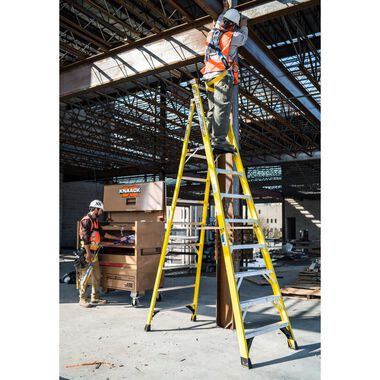 Werner Podium 8-ft Fiberglass 375-lb Type IAA Step Ladder, large image number 4
