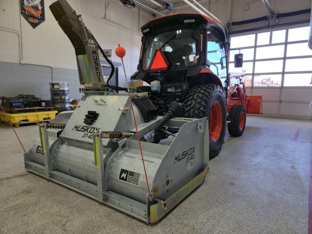 MUSKOX 82 Inch Inverted PTO Snow Blower, large image number 3