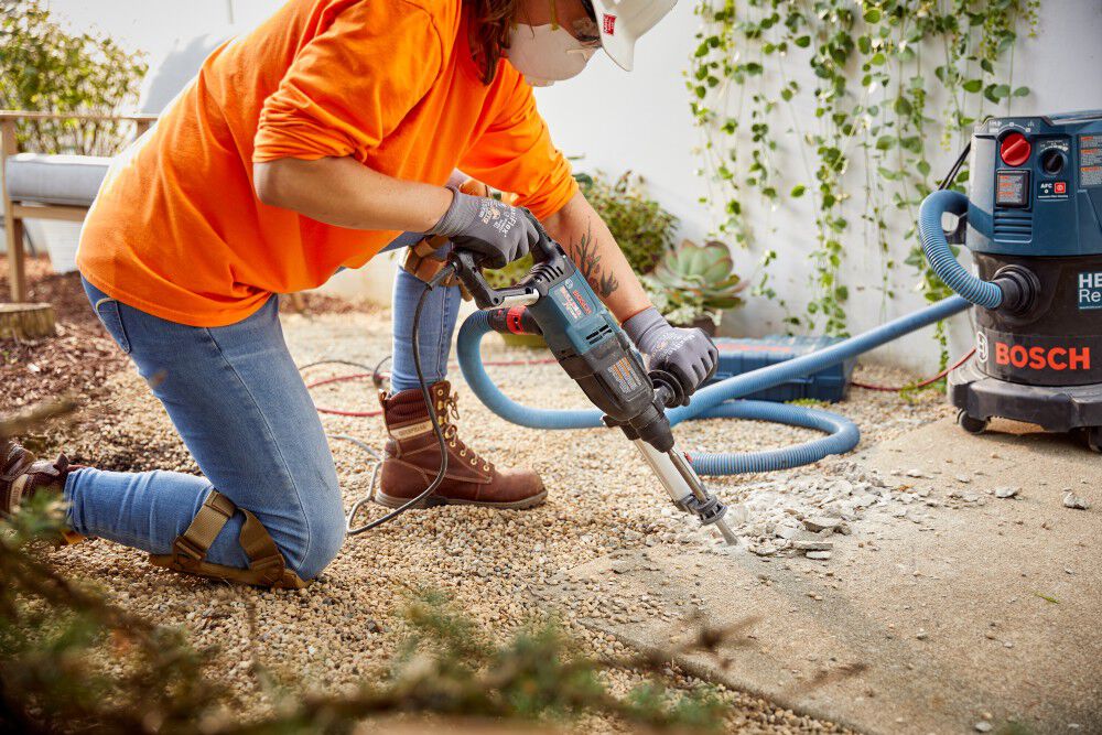 Bosch 1 Inch SDS-Plus Bulldog Extreme Rotary Hammer, large image number 4
