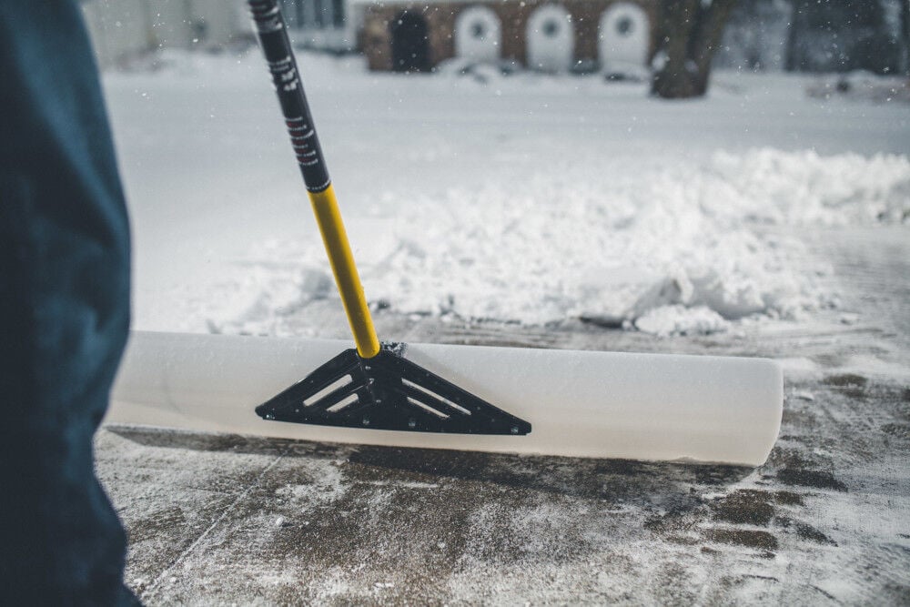 The Snowplow 48 In. Snow Shovel, large image number 6
