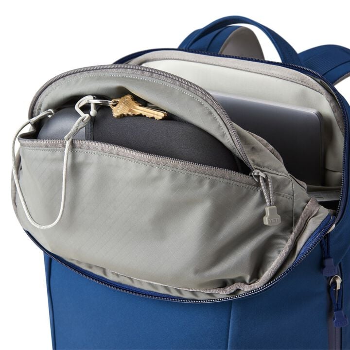 YETI Crossroads 22L Backpack Navy, large image number 5