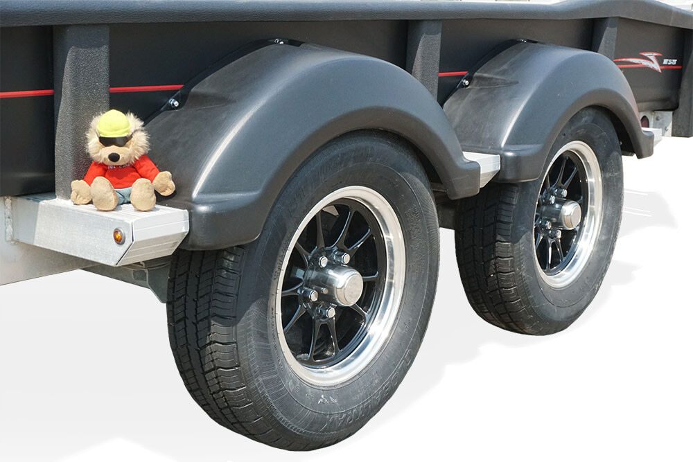 Cargomax XRT 13-73 T 3470# Tandem Axle Utility Trailer with Brakes 14in Tires Mag Rims and Bi-fold Ramp, large image number 4