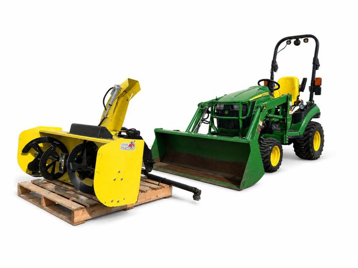 John Deere 1025R Sub-Compact Diesel Utility Tractor Used 2014