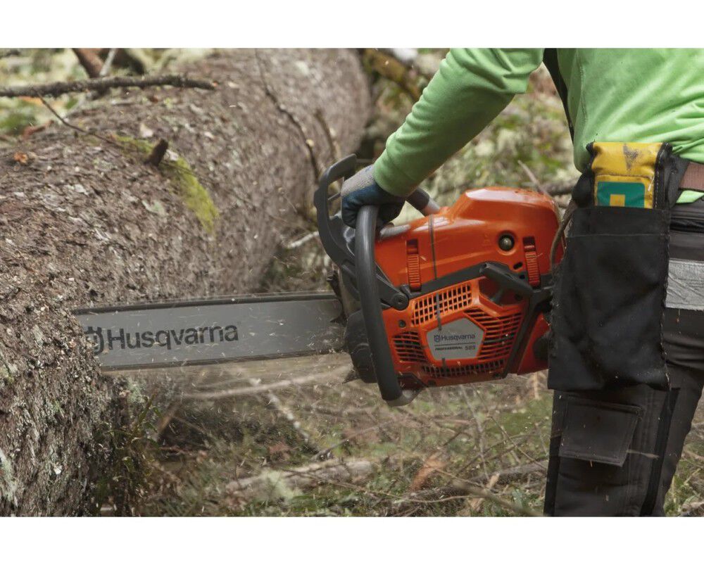 Husqvarna 585 20 Inch and C85 Chain 6.9HP Gas-Powered Chainsaw, large image number 4