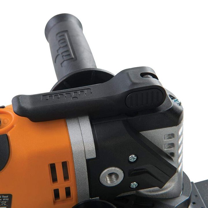 Triton Power Tools 2.5A Keyless Oscillating Multi-Tool Plus Accessories, large image number 2