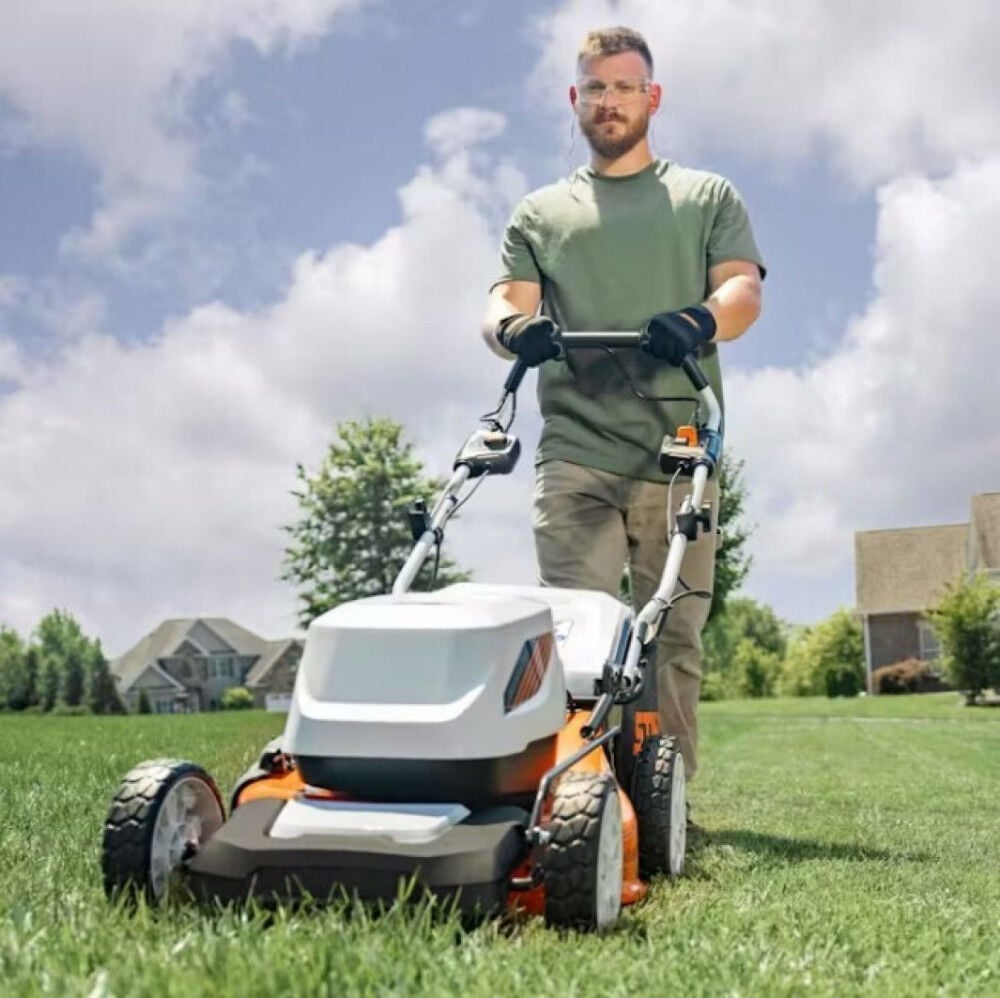Stihl RMA 348 V Cordless Battery Lawn Mower Kit, large image number 4