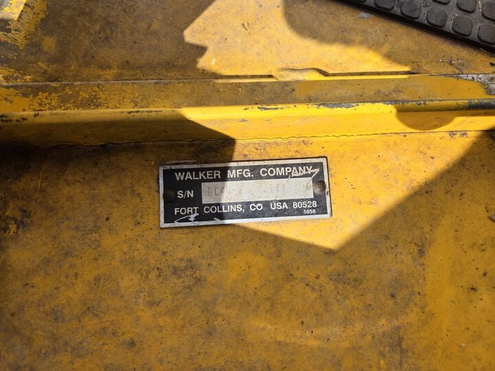 Walker T25I 48 Inch Front Mount Riding Mower Used 2018, large image number 13