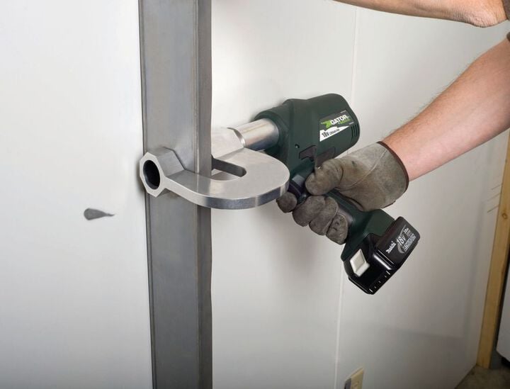 Greenlee Battery-Hydraulic Stud Punch Kit - 120V Charger, large image number 1