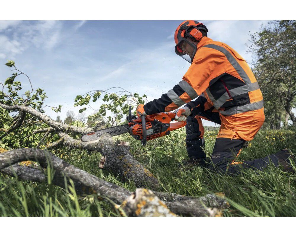 Husqvarna 540 XP MARK III 16 Inch and SP21G Chain 2.6HP Gas-Powered Chainsaw, large image number 7