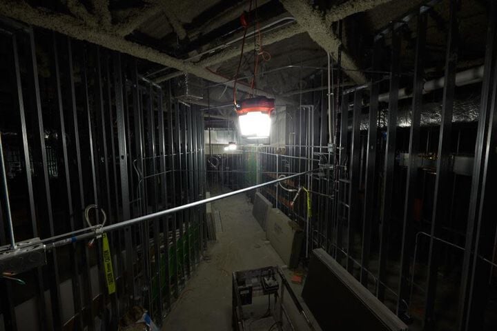Milwaukee M18 RADIUS LED Compact Site Light (Bare Tool), large image number 12