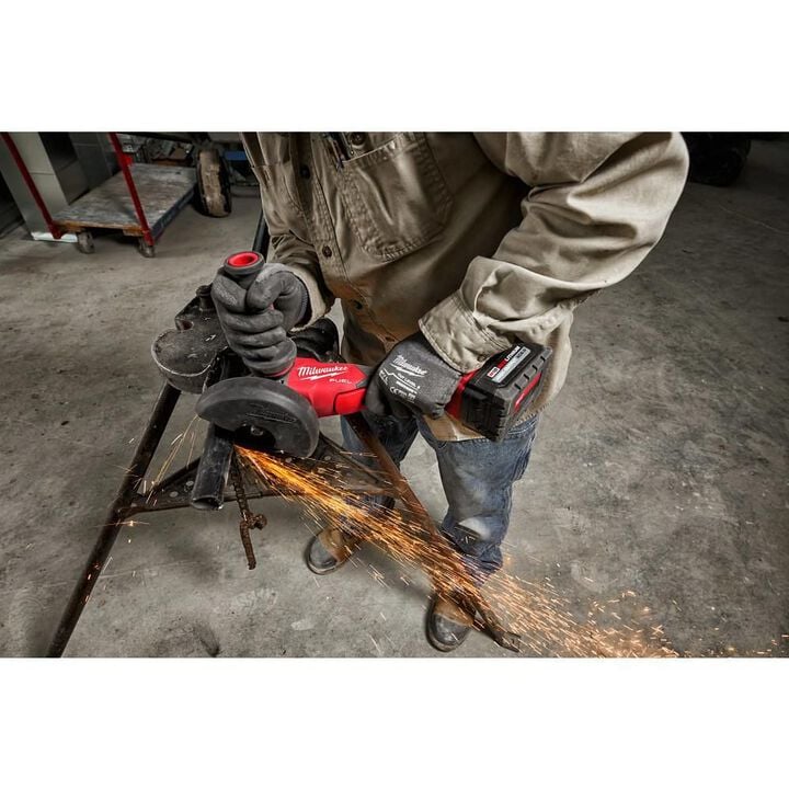 Milwaukee M18 FUEL 4 1/2inch / 5inch Braking Grinder Paddle Switch No Lock (Bare Tool), large image number 9
