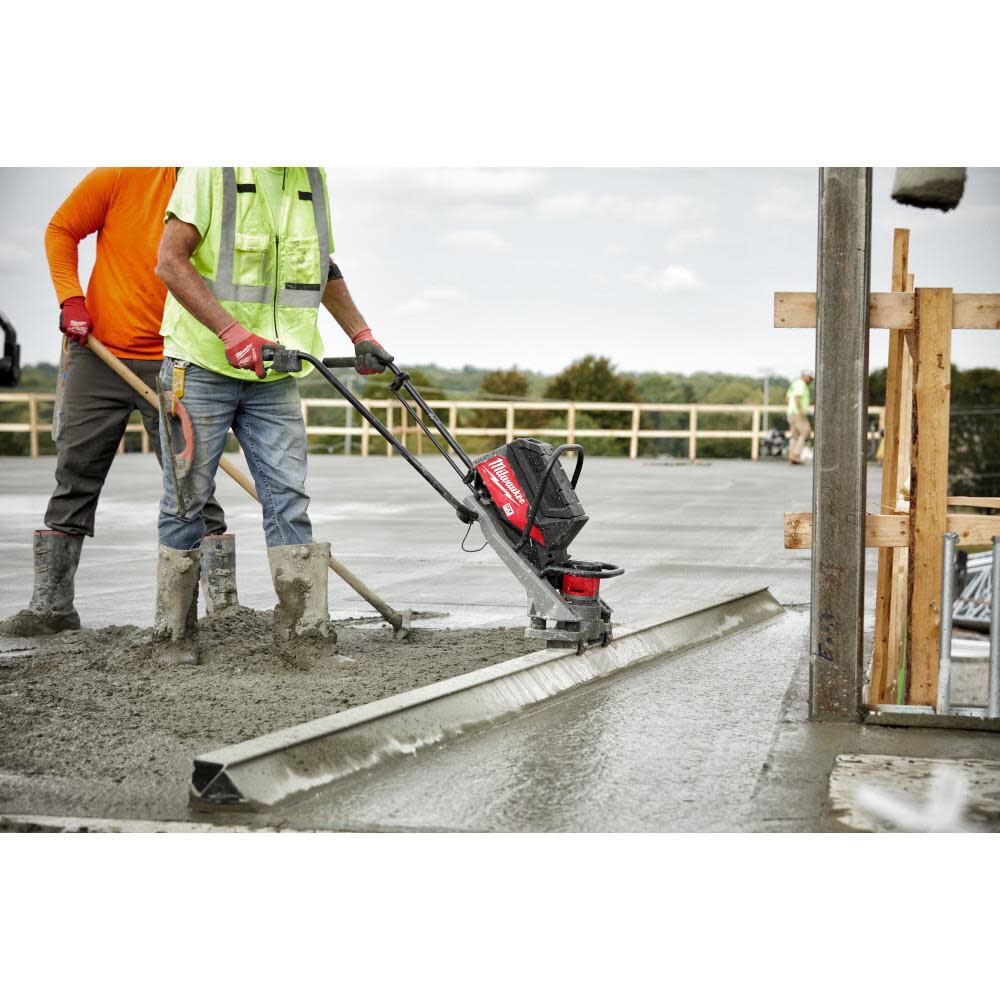 Milwaukee Promotional MX FUEL Vibratory Screed Kit, large image number 23
