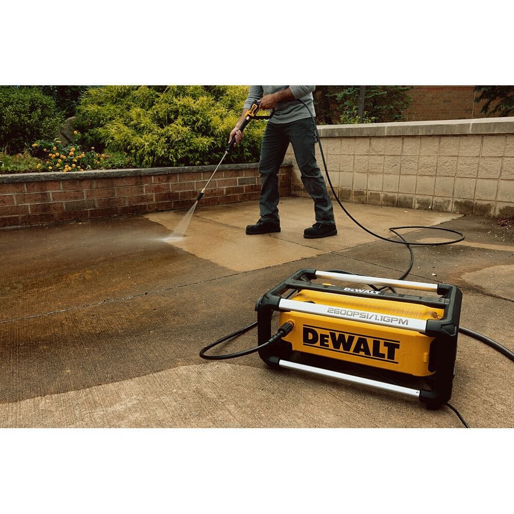 DEWALT 2600 PSI 1.1 GPM Electric Cold Water Pressure Washer with 4 Spray Nozzles Simolary simolary.com 13