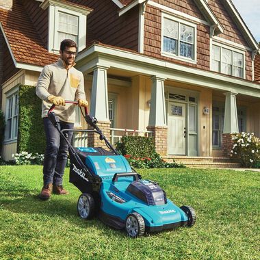 Makita 18V X2 (36V) LXT Lawn Mower Kit 21in Self Propelled with 4 Batteries, large image number 5