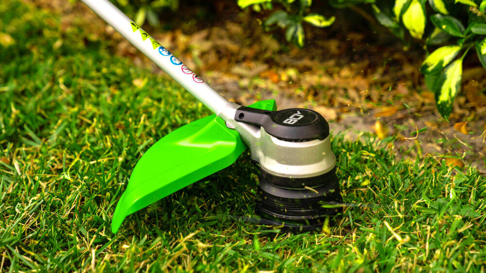 Greenworks 80V String Trimmer & Axial Blower Combo Kit with 2.5Ah Rapid