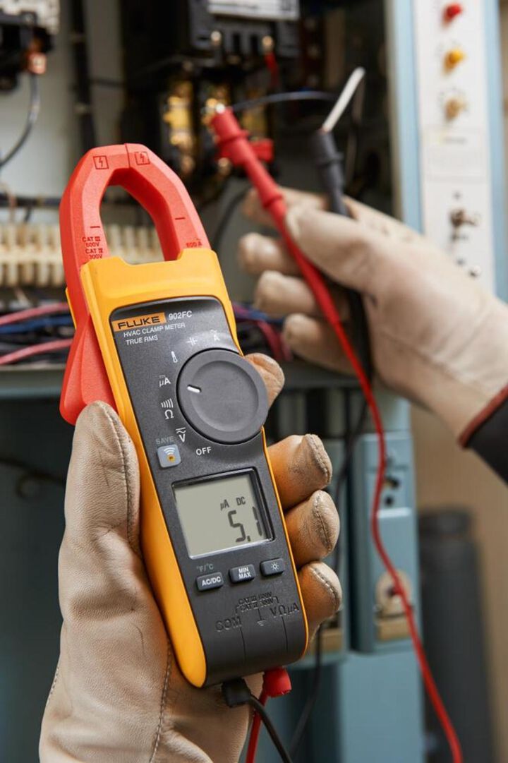 Fluke HVAC True-RMS Clamp Meter, large image number 3