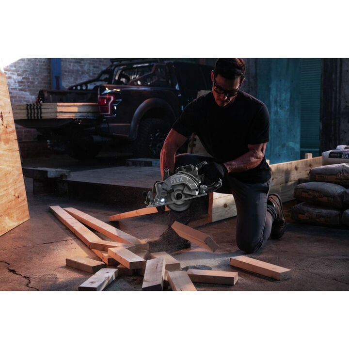FLEX 24V 7 1/4in Circular Saw Rear Handle Stacked Lithium Battery Kit, large image number 5