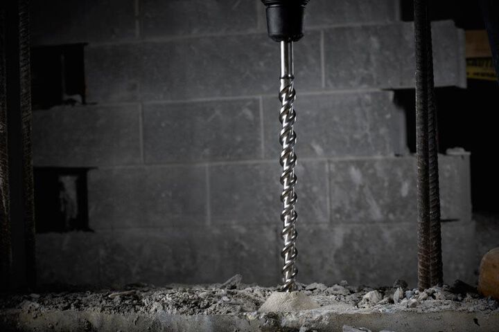 Milwaukee SDS-Max 4-Cutter 1 in. x 31 in. x 36 in., large image number 2