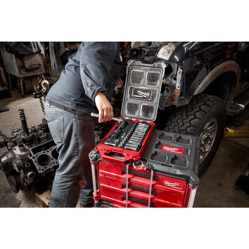 Milwaukee 3/8 32pc Ratchet and Socket Set in PACKOUT - Metric, large image number 6