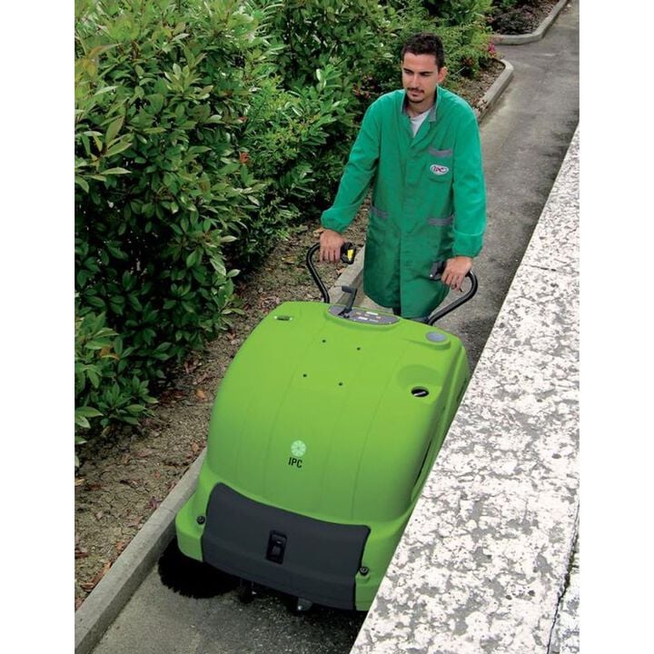 IPC Eagle 512 Walk Behind Vacuum Sweeper 28 in 13 Gallon Battery Powered, large image number 5