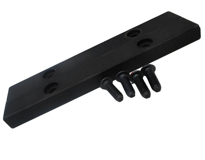 Wilton 8 Inch Steel Replacement Serrated Vise Jaw Set with Screws, large image number 1