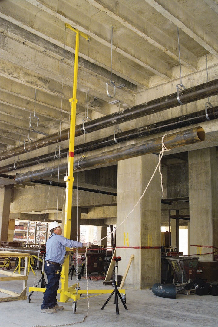 Sumner R-100 Roust A Bout Lift 15 Ft. Top Height, large image number 2