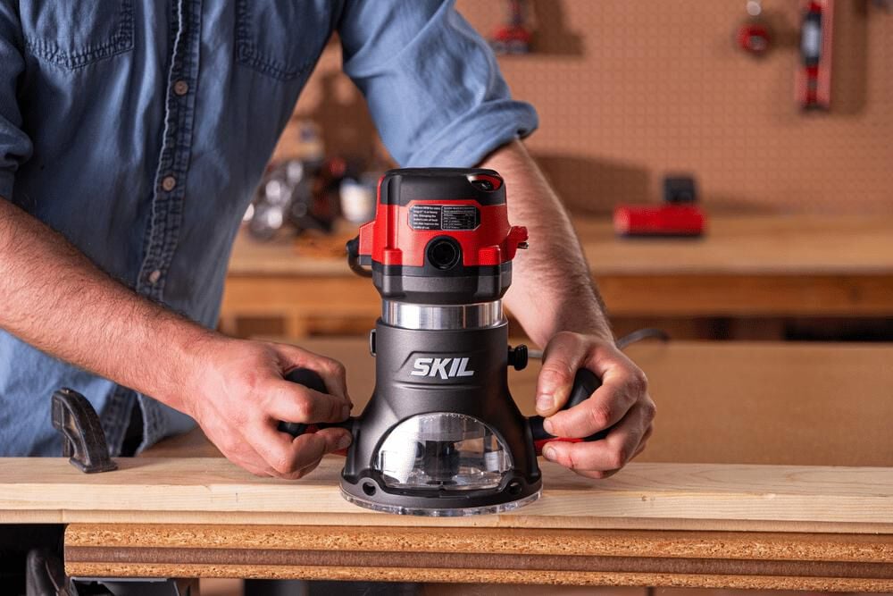 SKIL RT1323-00 10 Amp Fixed Base Router, large image number 4