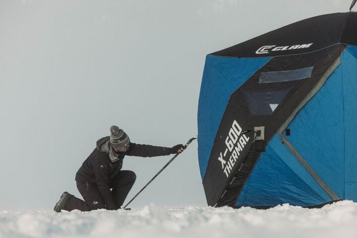 Clam Outdoors X-600 Thermal 94 Sq Ft 900 Denier Fabric 4 Sided Hub Shelter, large image number 9