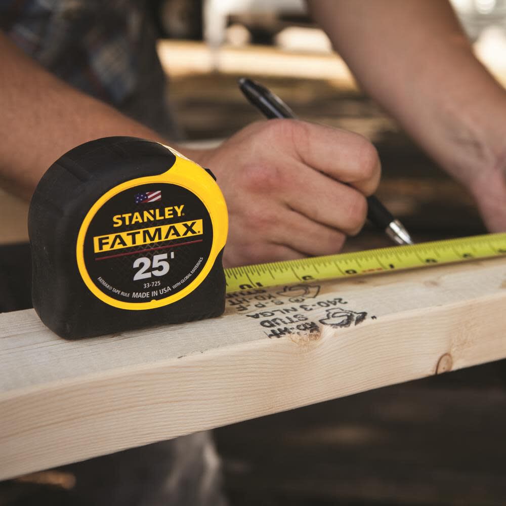 Stanley 25ft 1 1 4in FATMAX Classic Tape Measure 2pk 33 725 THR