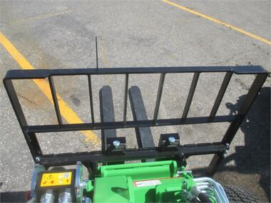 Avant Tecno USA 42in Pallet Fork Attachment CAPF42, large image number 3