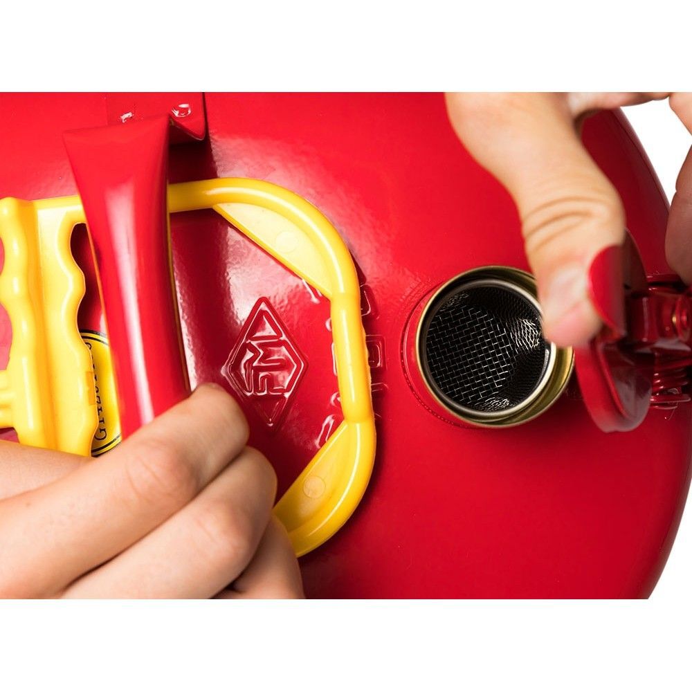 Eagle Manufacturing 5 Gallon Red Galvanized Steel Type II Safety Can with Metal Hose, large image number 5